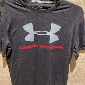 Bundle Men’s under armour loose shirt